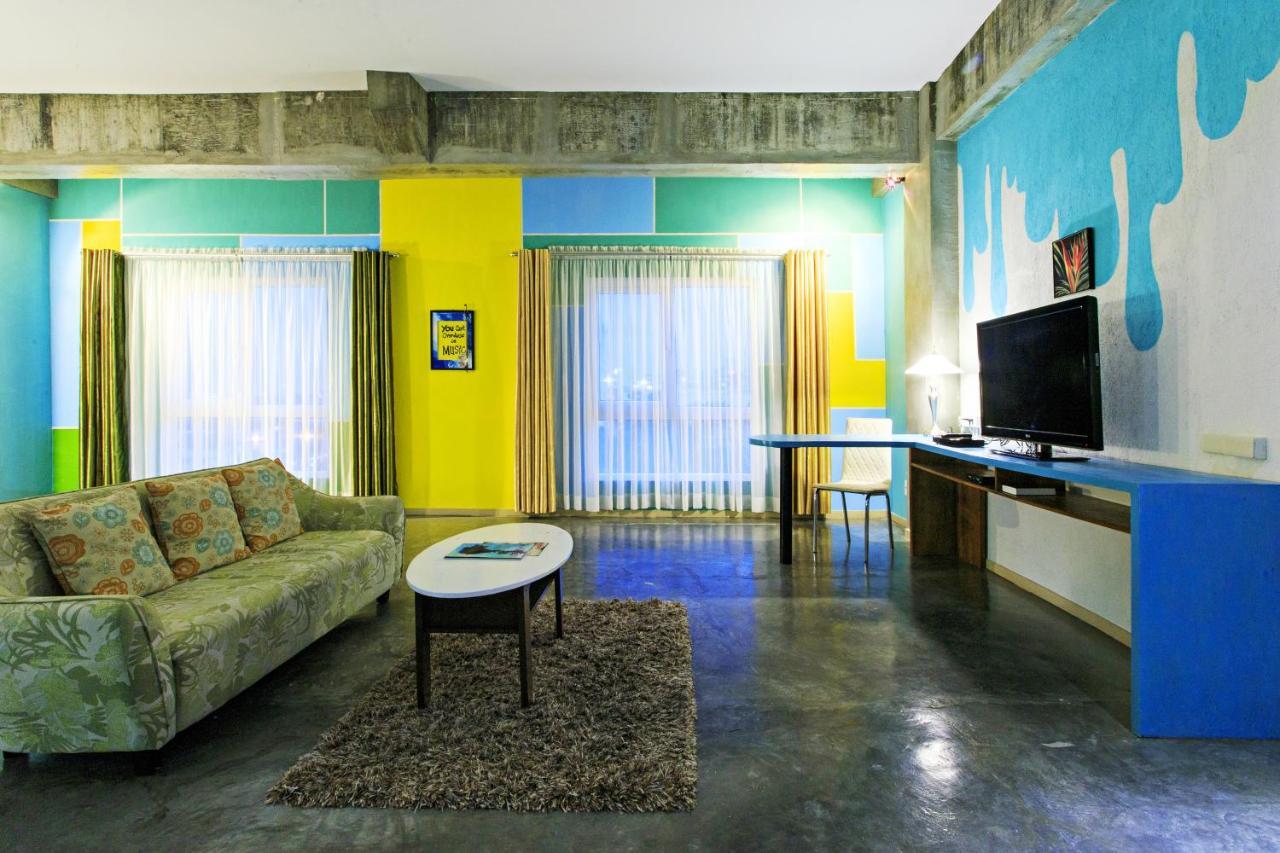 The Henry Hotel Cebu Exteriör bild